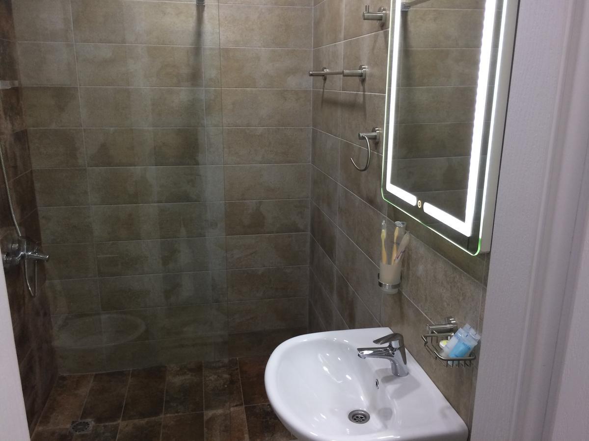 Apartment Selfie Батуми Екстериор снимка